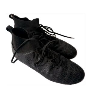 😎 Men's High Top FG Outdoor Athletic Cleats, anti-skid in great condition